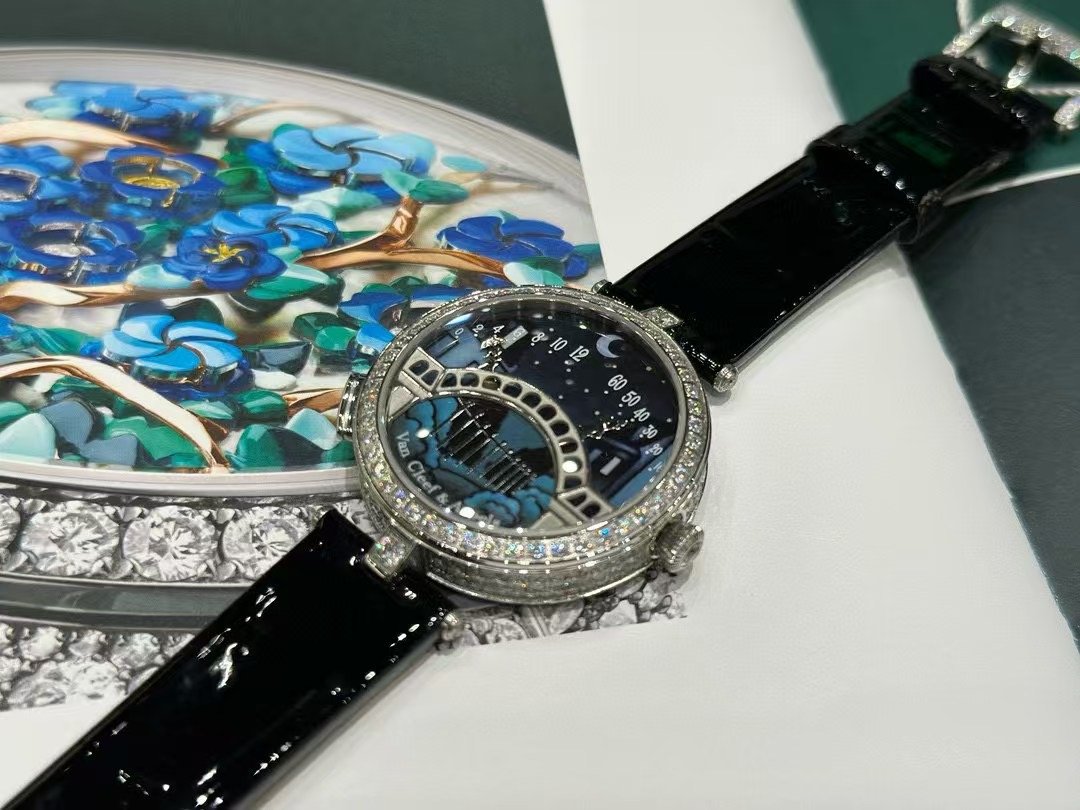 Van Cleef and Arpels Poetic Function Series Wrist Watch WTJN25254