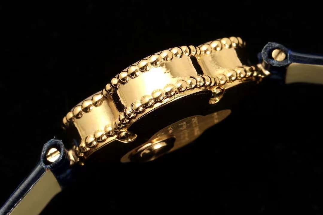 Van Cleef and Arpels Sweet Alhambra Series Wrist Watch WAT02113