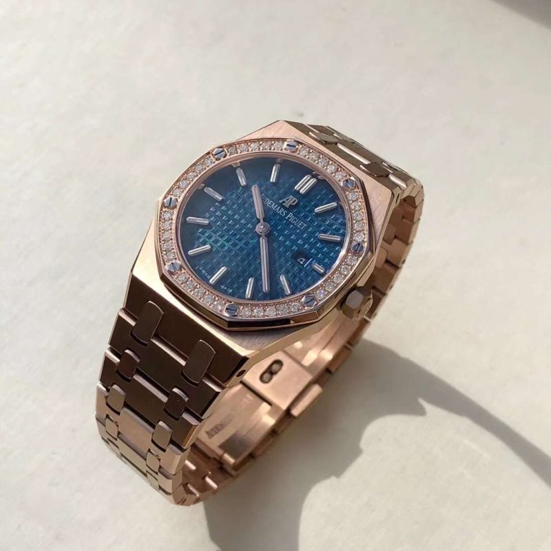 Audemars Piguet Royal Oak Series Wrist Watch WAT02028