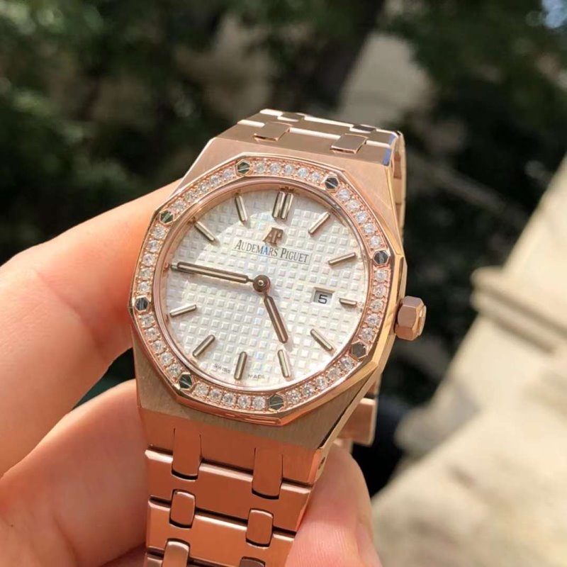 Audemars Piguet Royal Oak Series Wrist Watch WAT02029