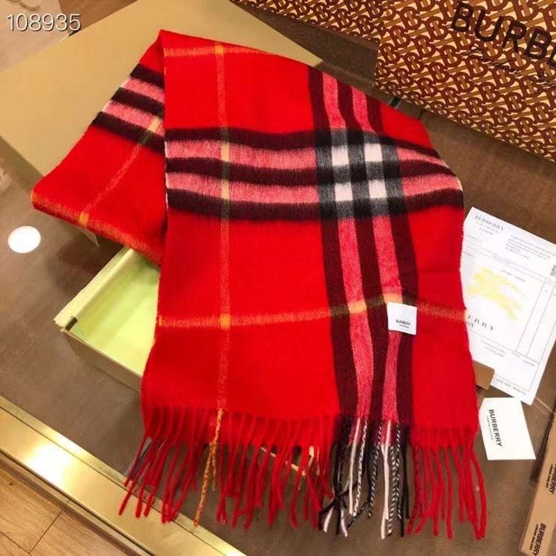 Burberry Wool and Cashmere Scarf SS001191