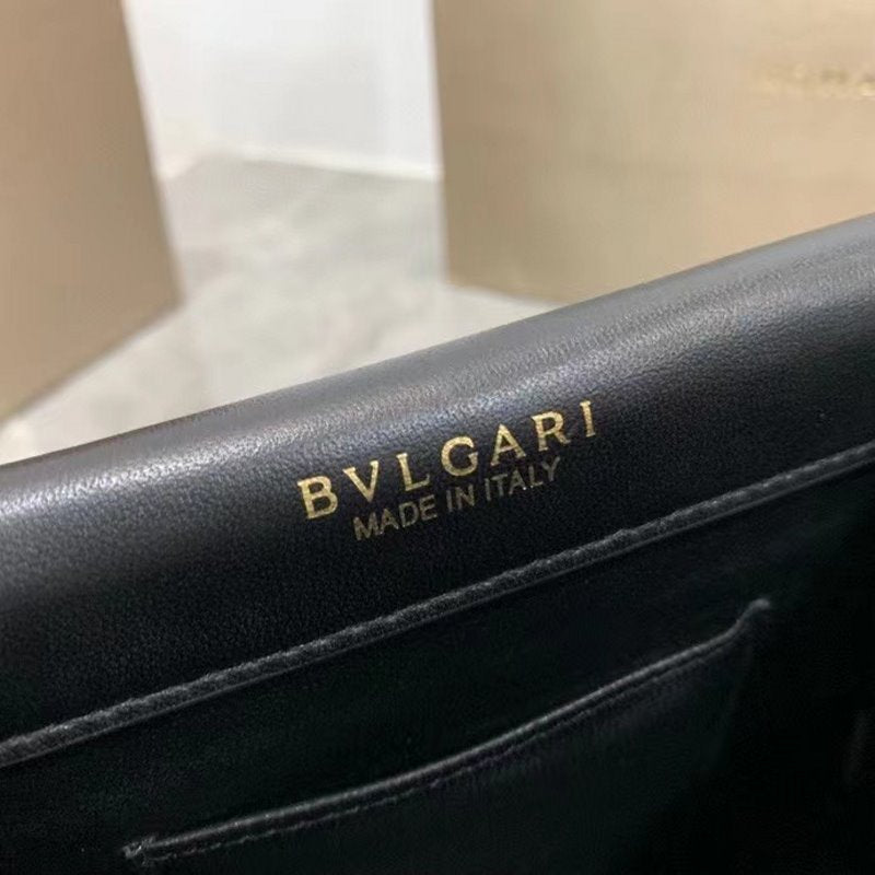 Bvlgari Black Serpenti Forever Shoulder Bag BVGR00336