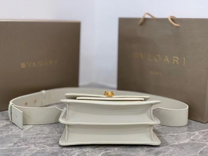 Bvlgari White Serpenti Forever Shoulder Bag BVGR00333