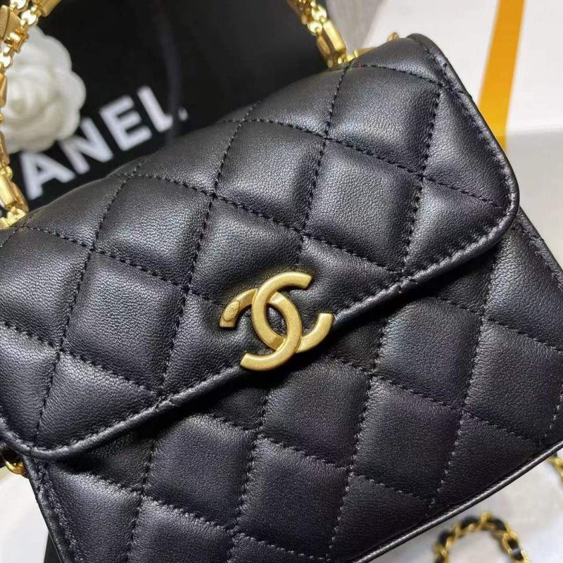 Chanel Buckle Hand Bag BG02137
