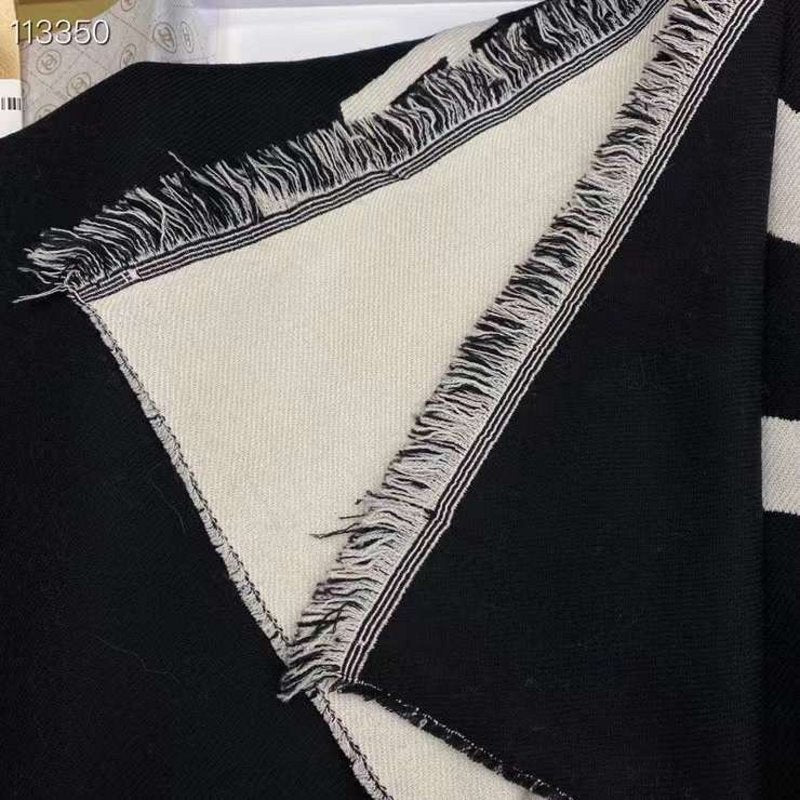 Chanel Goatee Scarf SS001214