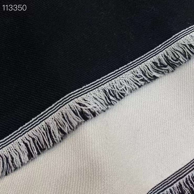 Chanel Goatee Scarf SS001214