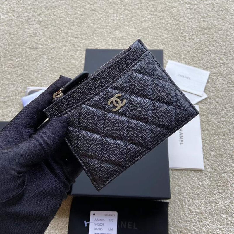 Chanel Leather Wallet WB001287