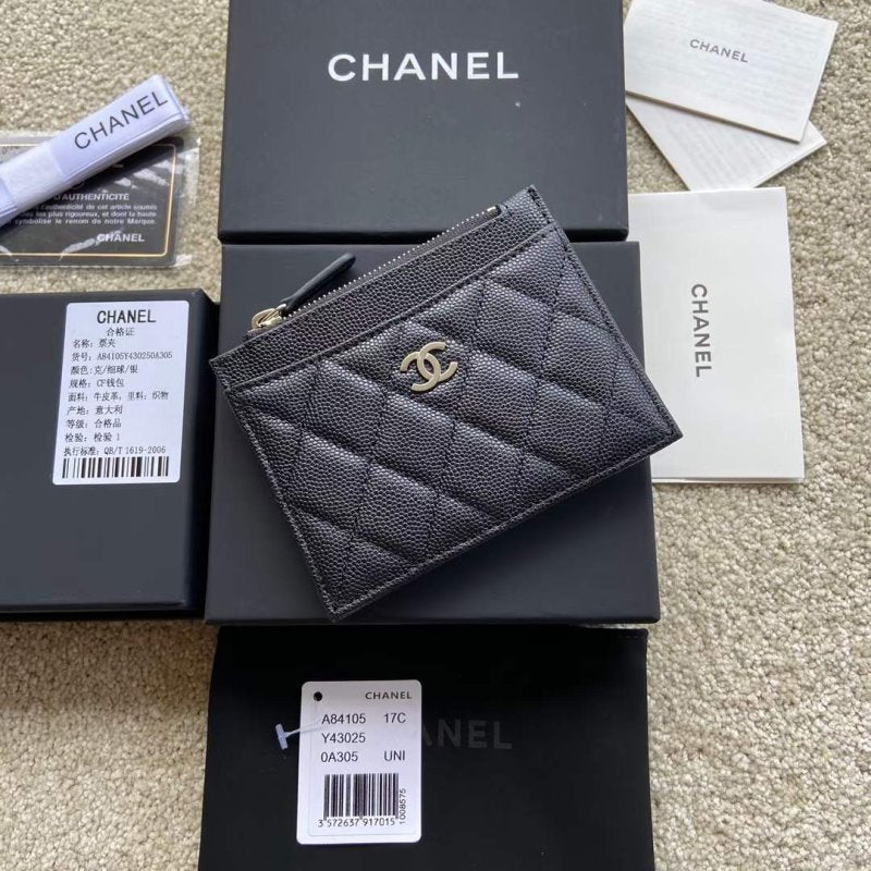 Chanel Leather Wallet WB001287