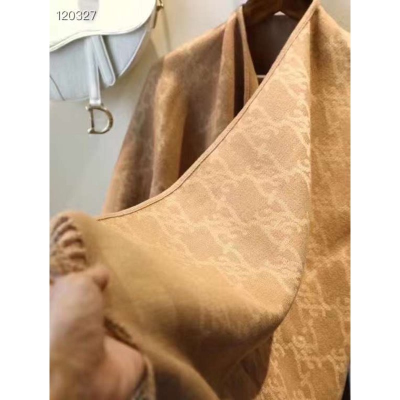 Fendi Cashmere Scarf SS001053