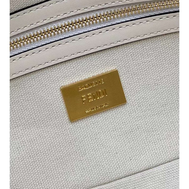 Fendi Classic Baguette Hand Bag BG02071