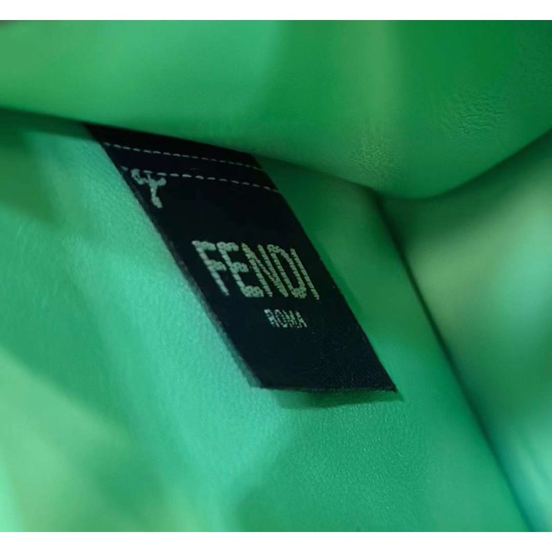 Fendi Peekaboo Hand Bag BG02006