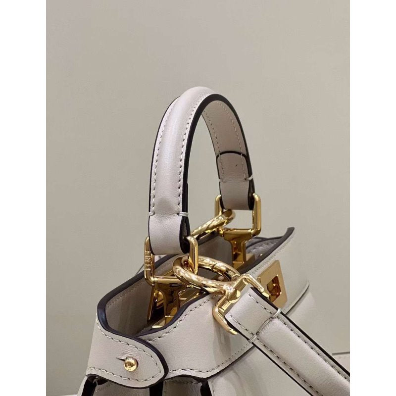 Fendi Peekaboo Hand Bag BG02007