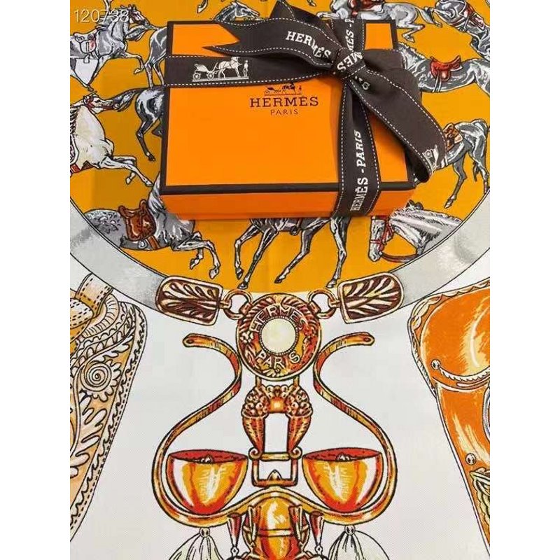 Hermes Muberry Silk Scarf SS001116