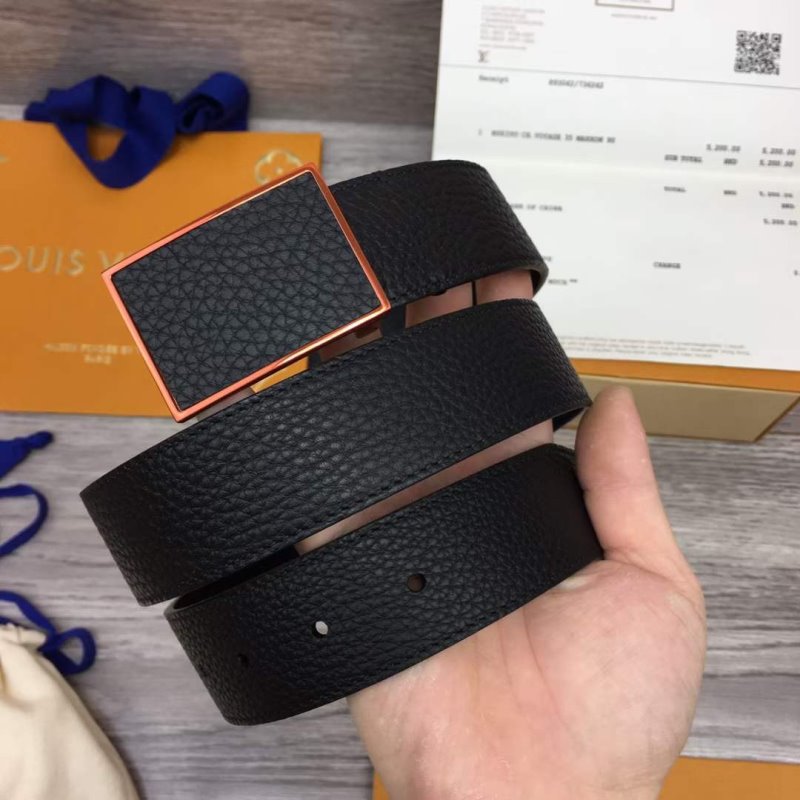 Louis Vuitton Classic Belt WB001031