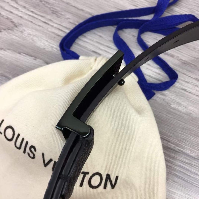 Louis Vuitton Classic Belt WB001032