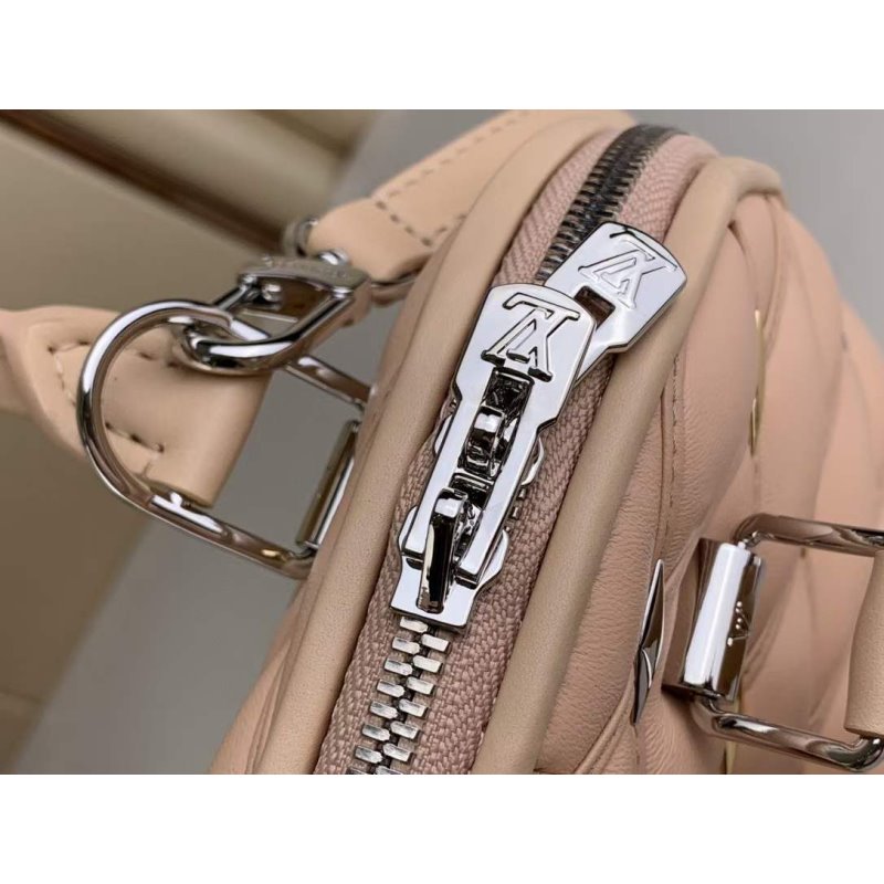 Louis Vuitton Nano Speedy Bag BG02036