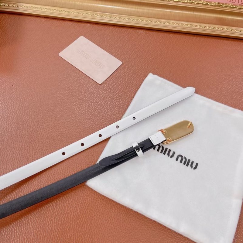 Miu Miu White and Black Leather Belt WLB01183