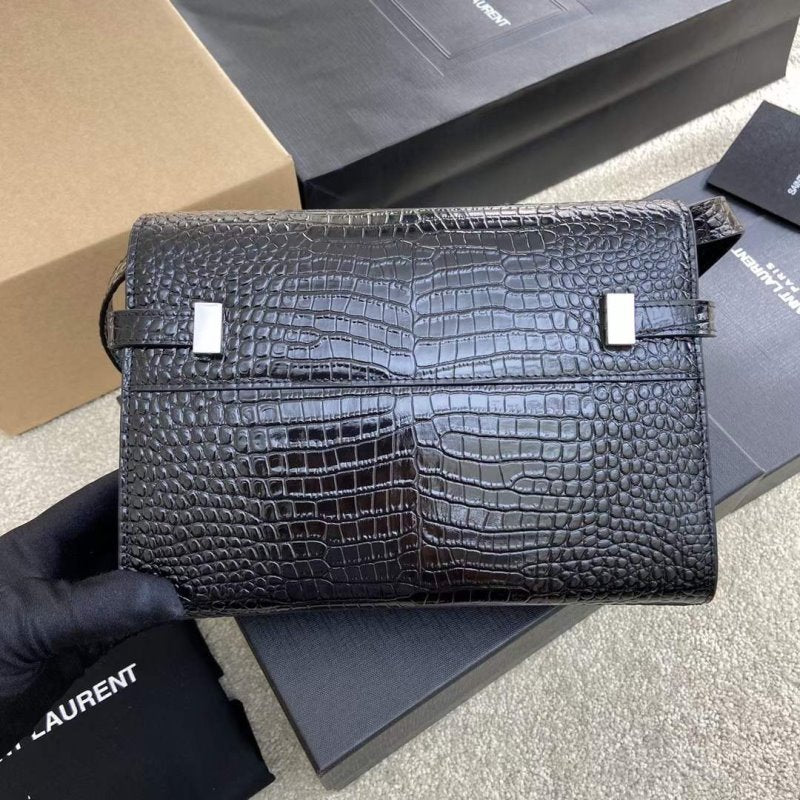 Saint Laurent Manhattan Shoulder Bag BGMP1630