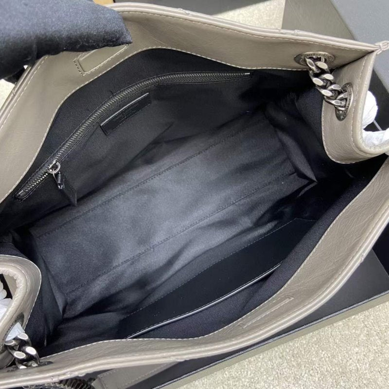 Saint Laurent Niki Shopping Bag BGMP1642