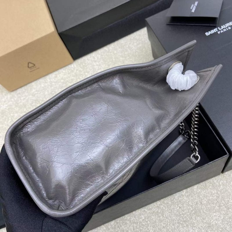 Saint Laurent Niki Shopping Bag BGMP1643
