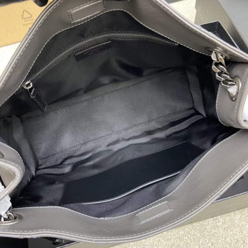 Saint Laurent Niki Shopping Bag BGMP1643