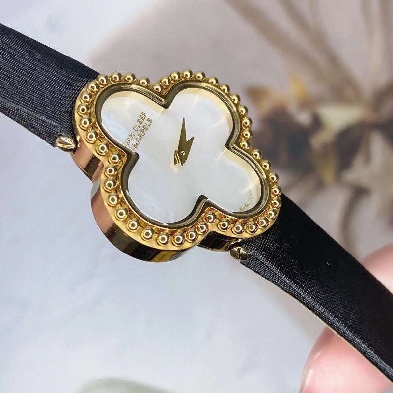 Van Cleef and Arpels Alhambra four leaf lucky Wrist Watch WAT02249