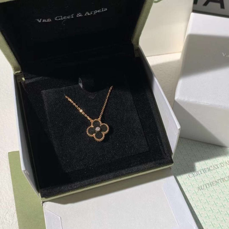 Van Cleef and Arpels Four Leaf Clover Necklace JWL00111
