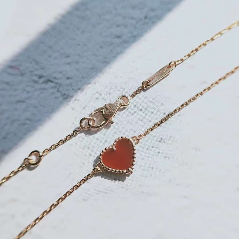 Van Cleef and Arpels Red Stud Necklace JWL00198