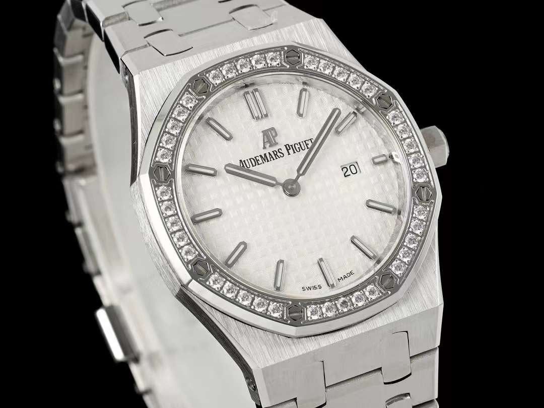 Audemars Piguet Royal Oak Offshore Series Wrist Watch WAT02096