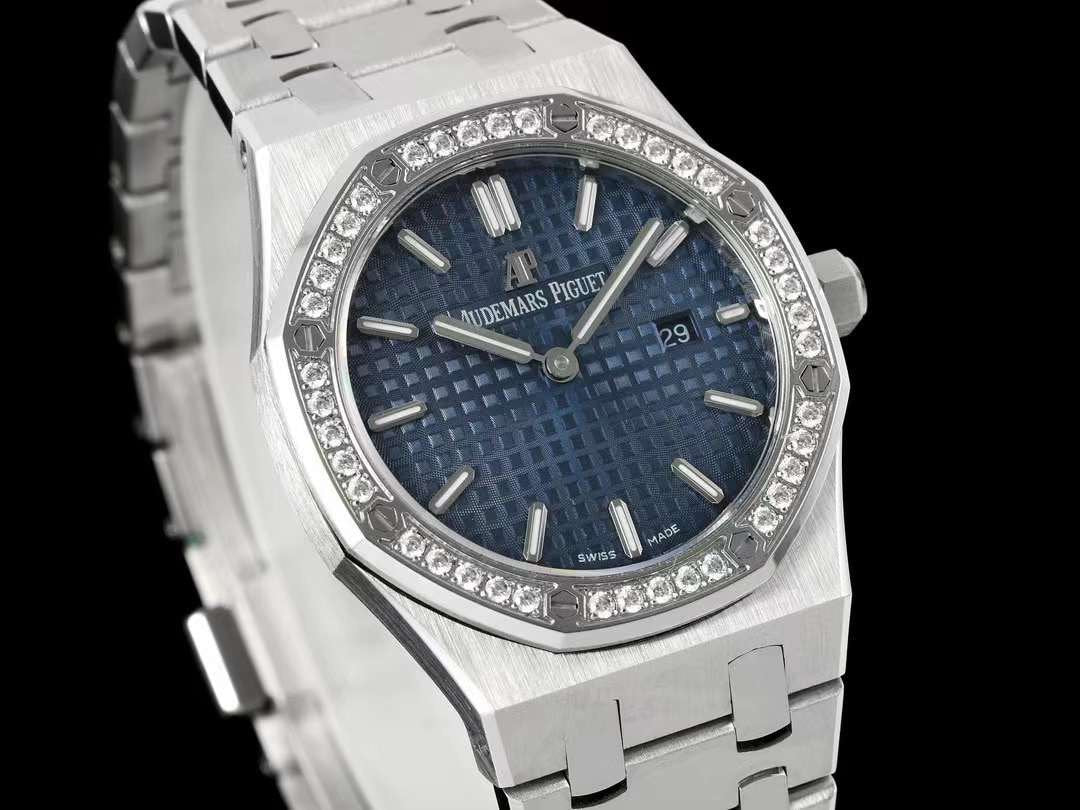 Audemars Piguet Royal Oak Offshore Series Wrist Watch WAT02098