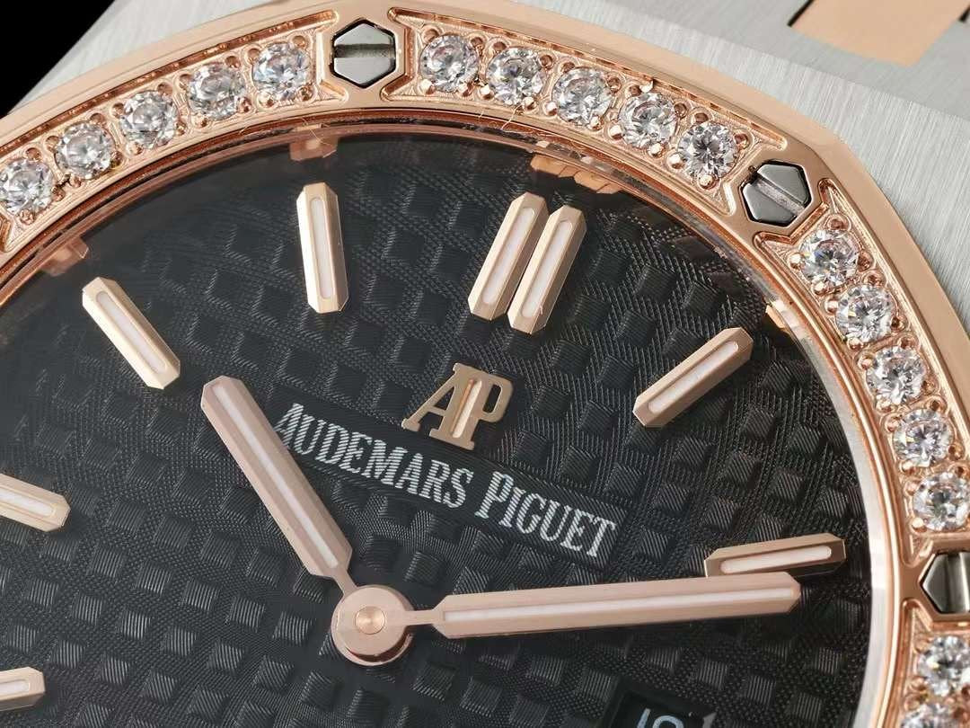 Audemars Piguet Royal Oak Offshore Series Wrist Watch WAT02100