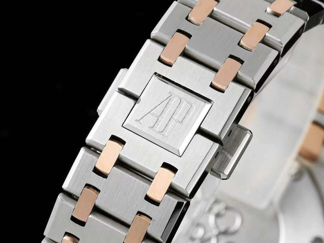 Audemars Piguet Royal Oak Offshore Series Wrist Watch WAT02102
