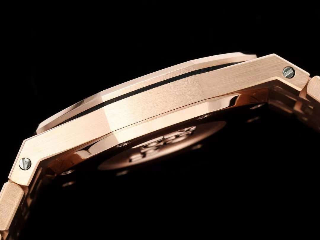 Audemars Piguet Royal Oak Offshore Series Wrist Watch WAT02109
