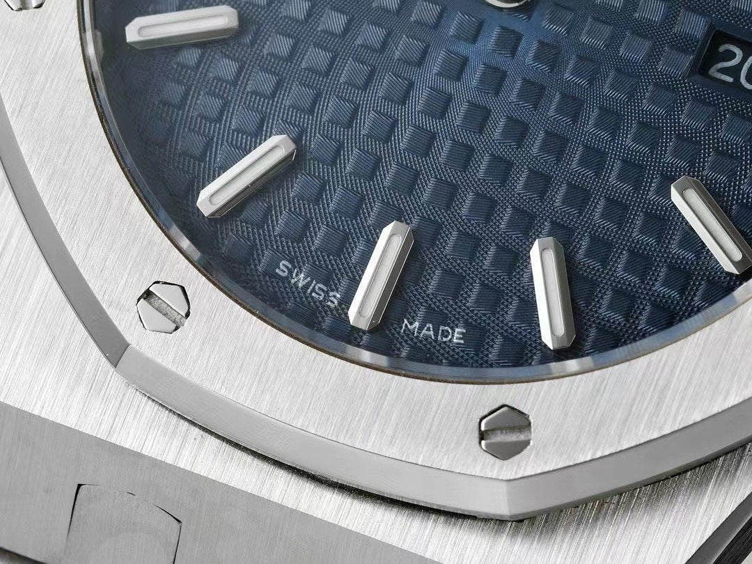 Audemars Piguet Royal Oak Offshore Series Wrist Watch WTJN25042