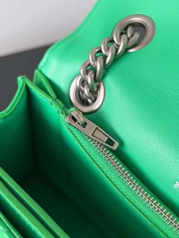 Balenciaga Hourglass Classic Bag BG02522