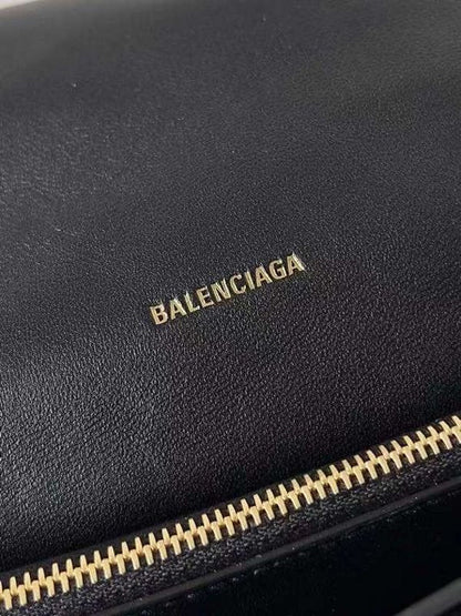 Balenciaga Hourglass Classic Bag BG02533