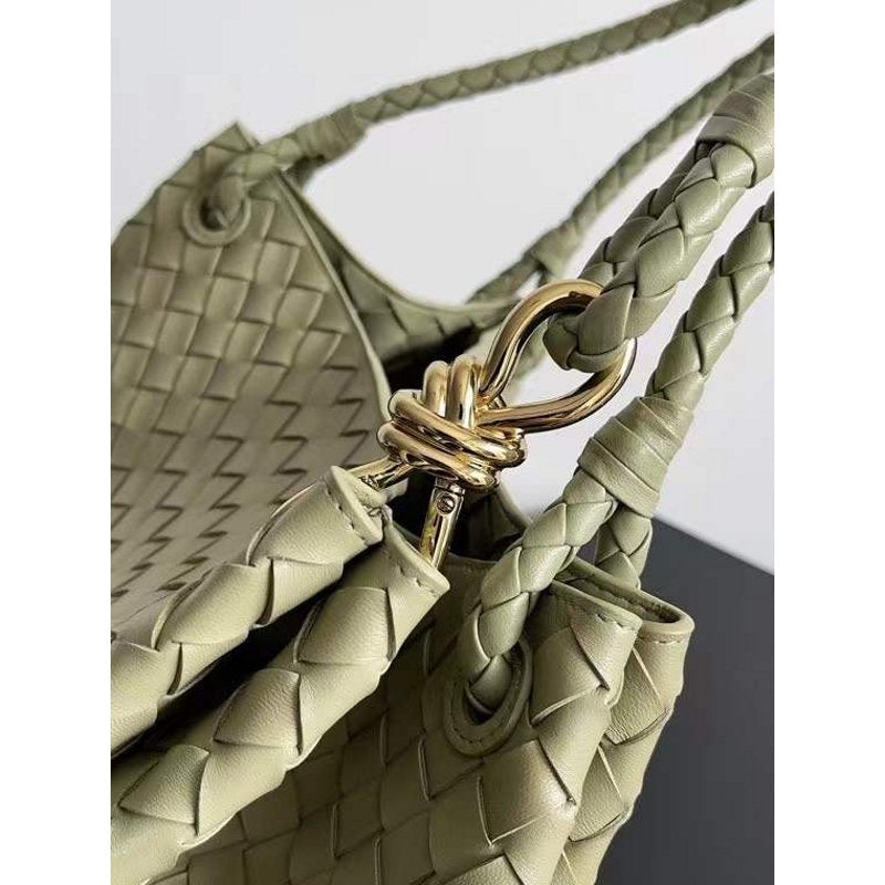 Bottega Veneta Andiamo Parachute Bag in Intrecciato Leather BGDC0060