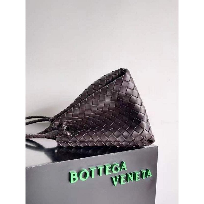 Bottega Veneta Andiamo Parachute Bag in Intrecciato Leather BGDC0062