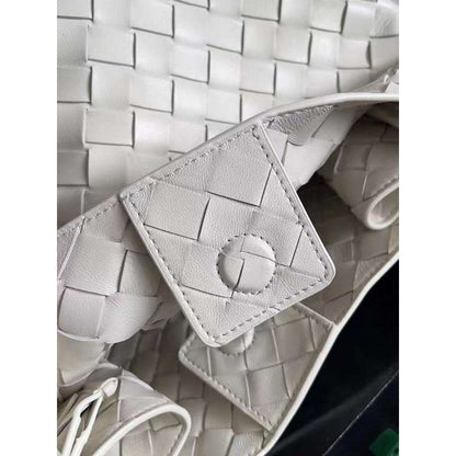 Bottega Veneta Andiamo Parachute Bag in Intrecciato Leather BGDC0063