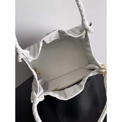 Bottega Veneta Andiamo Parachute Bag in Intrecciato Leather BGDC0064