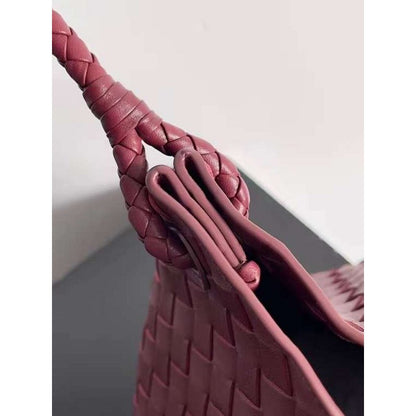 Bottega Veneta Andiamo Parachute Bag in Intrecciato Leather BGDC0067