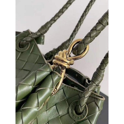 Bottega Veneta Andiamo Parachute Bag in Intrecciato Leather BGDC0068
