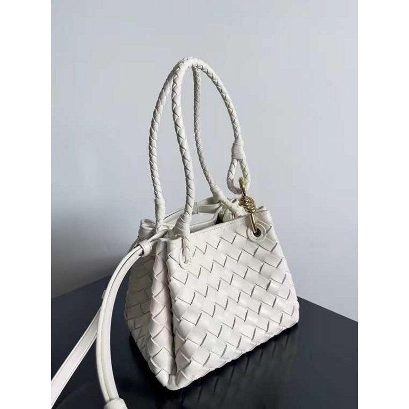 Bottega Veneta Andiamo Parachute Bag in Intrecciato Leather BGDC0069