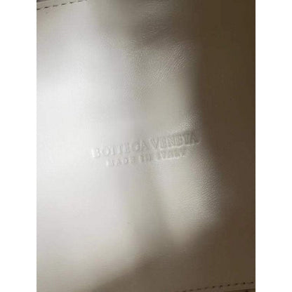 Bottega Veneta Andiamo Parachute Bag in Intrecciato Leather BGDC0069