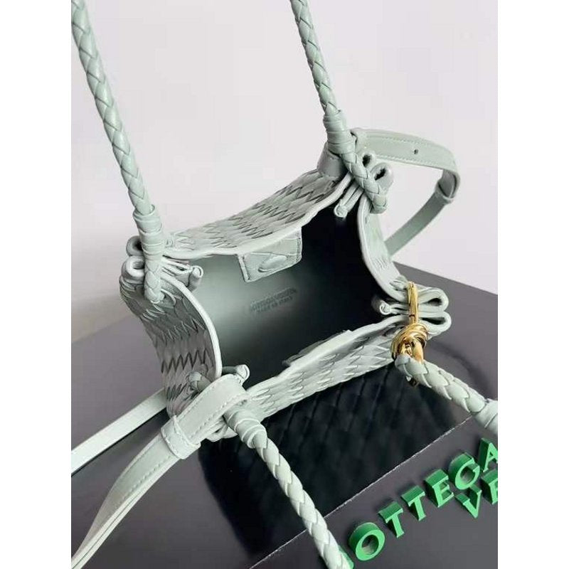 Bottega Veneta Andiamo Parachute Bag in Intrecciato Leather BGDC0070