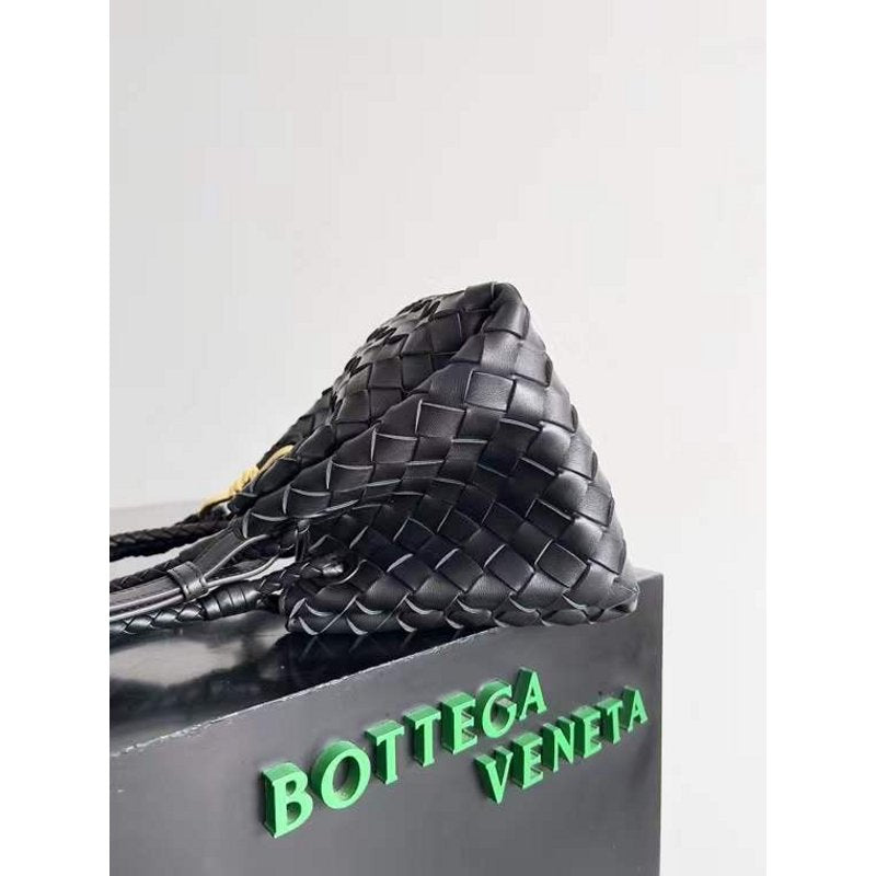 Bottega Veneta Andiamo Parachute Bag in Intrecciato Leather BGDC0072