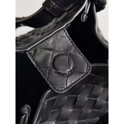 Bottega Veneta Andiamo Parachute Bag in Intrecciato Leather BGDC0072