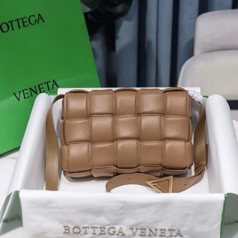 Bottega Veneta Cassette Pillow Bag BG02815