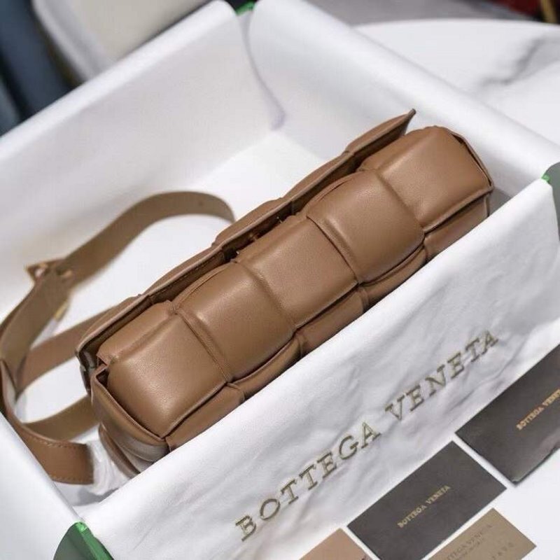 Bottega Veneta Cassette Pillow Bag BG02815