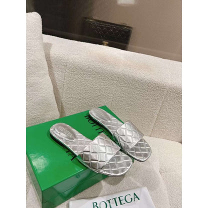 Bottega Veneta Flat Slippers SH010031